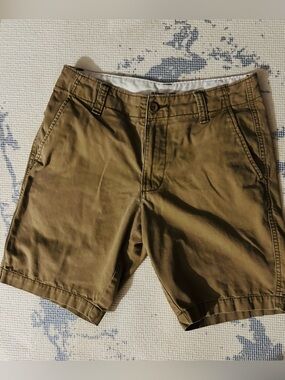 Old Navy Men's Tan khaki Flat Front Chino Shorts -28
